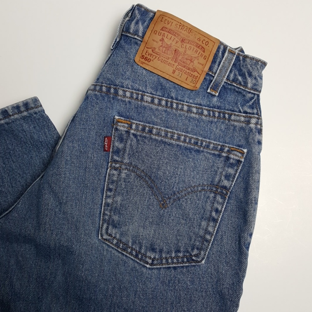 Vintage Levi's Mom Jeans High Waisted 560 - Picture 4 of 6